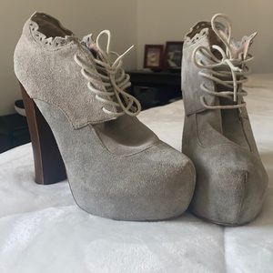 Betsey Johnson high heel pumps